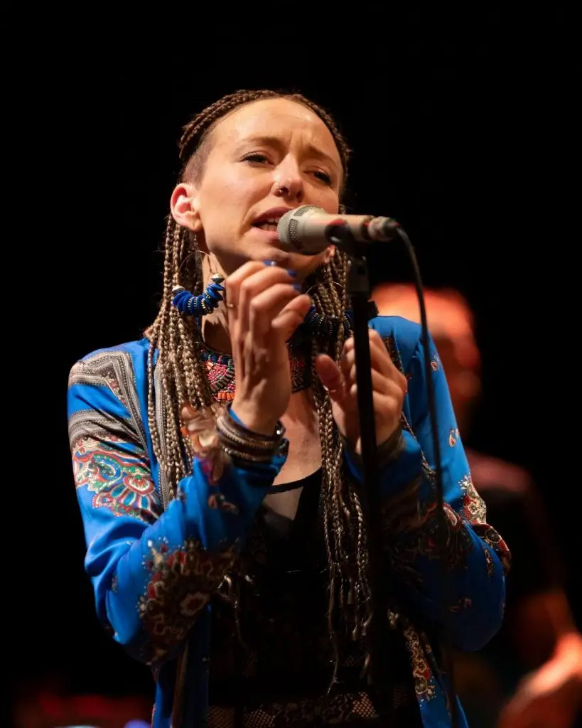 sabine sassi en concert